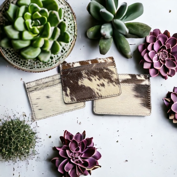 Cowhide Mini Wallet - Picture 3 of 5